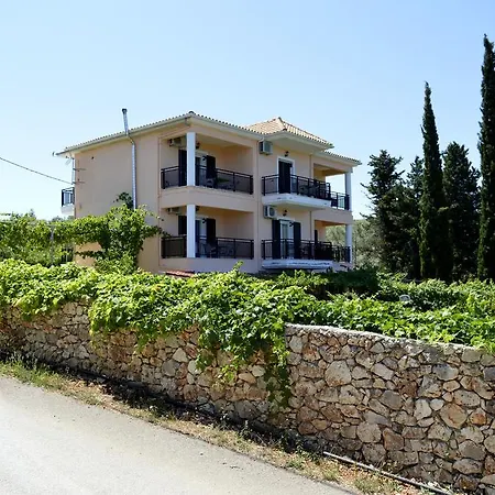 아파트 Despoina Tsoukaládhes